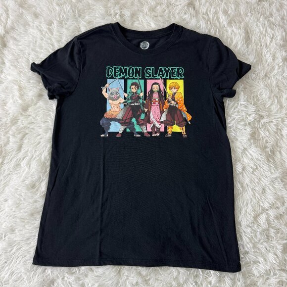 NWOT HOT TOPIC Demon Slayer T Shirt Size S - Picture 1 of 6